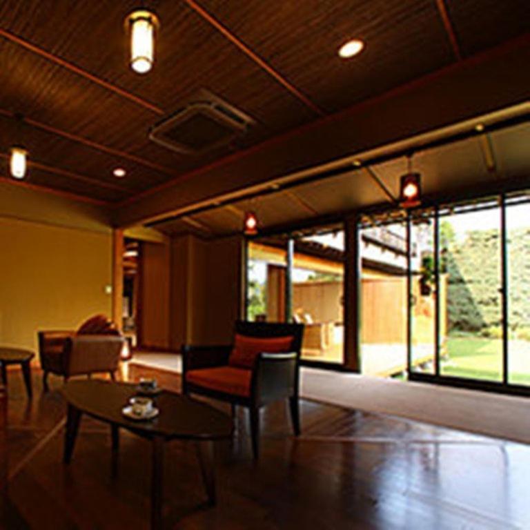 Wajoen Hotel Fuefuki Εξωτερικό φωτογραφία